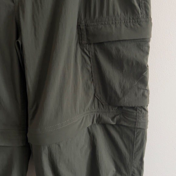 REI COOP relaxed nylon hiking pants 8 outdoors army green zip leg shorts pockets - Picture 2 of 8